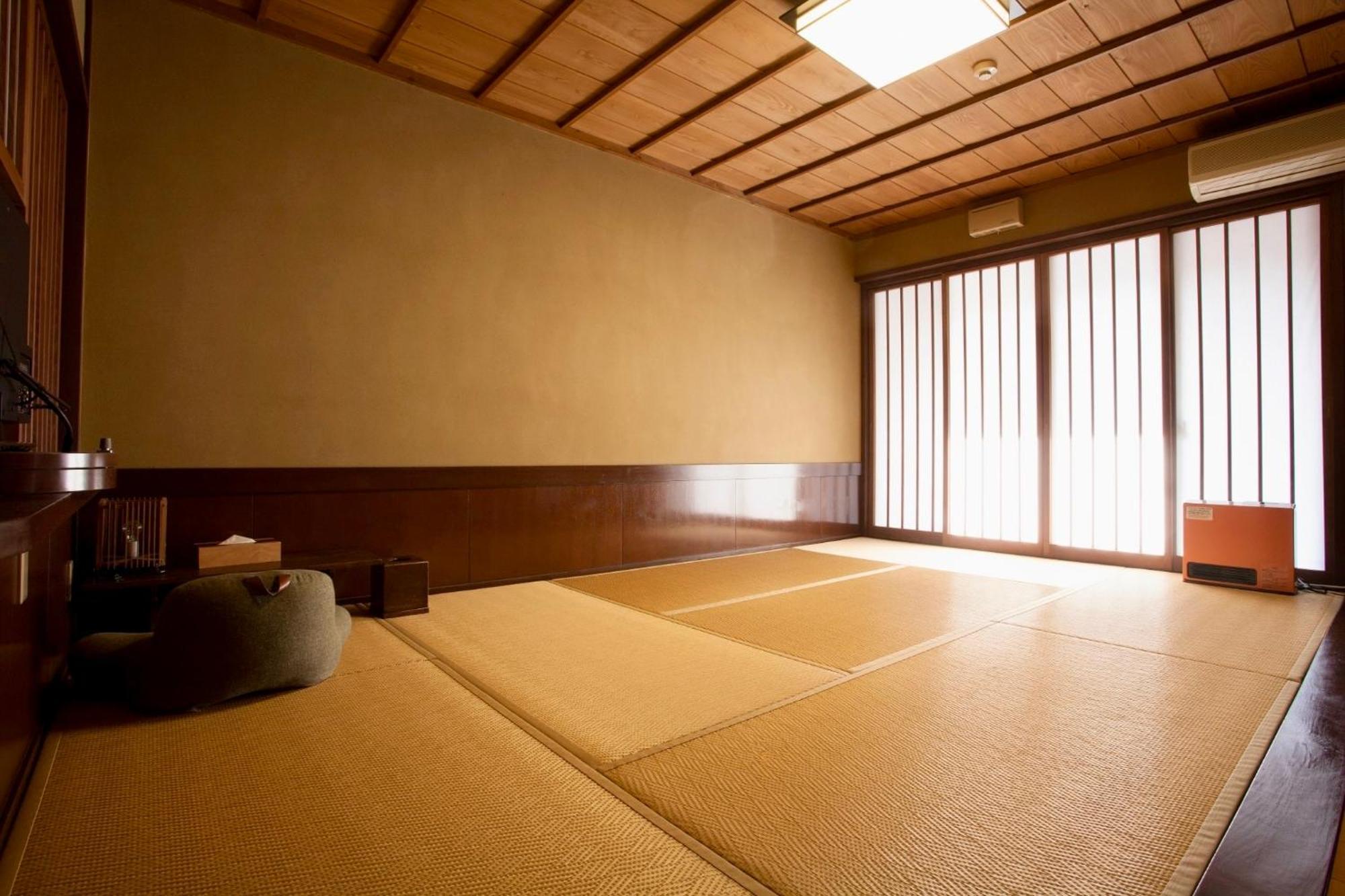 Satonoyu Waraku 13 Years Or Older Hotel Minamioguni Exterior photo